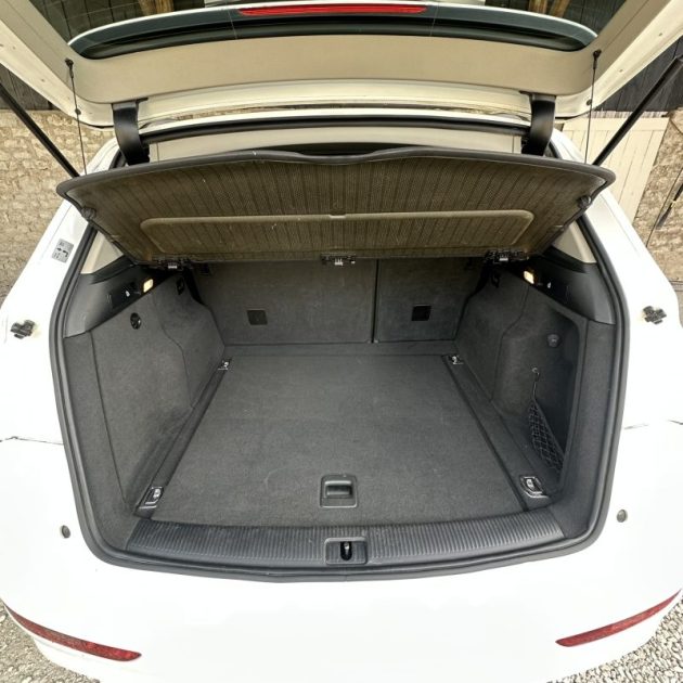 AUDI Q5 2.0 TDI 143 AMBIENTE QUATTRO 2010