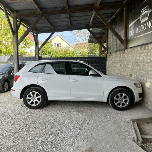 AUDI Q5 2.0 TDI 143 AMBIENTE QUATTRO 2010