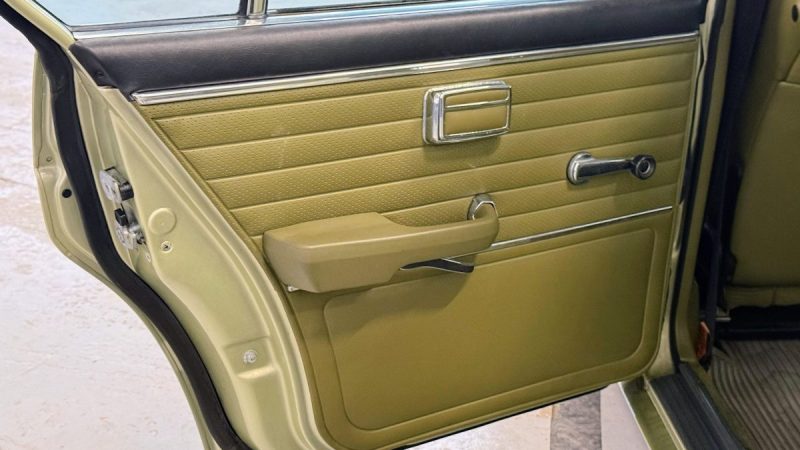 BMW 520 E12 1978 I Historique important I 6 Cylindres I Configuration d’origine