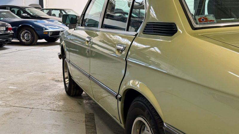 BMW 520 E12 1978 I Historique important I 6 Cylindres I Configuration d’origine