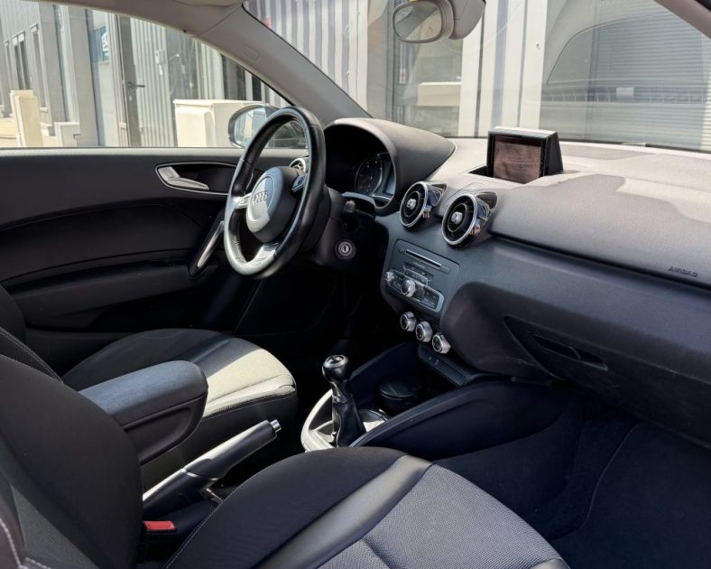 AUDI A1 Sportback 1.4 TDi 90ch Diesel - Business Line - GARANTIE 6 MOIS