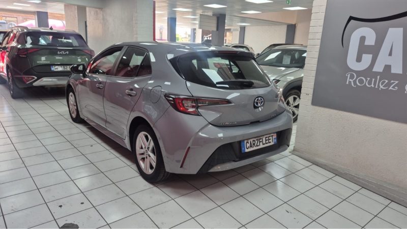TOYOTA COROLLA BERLINE 122cv DYNAMIC BUSINESS/1 ERE MAIN/TVA RECUPERABLE