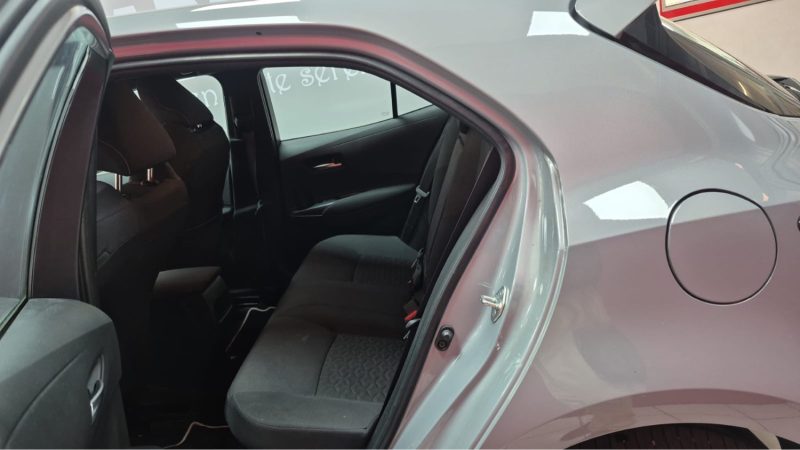 TOYOTA COROLLA BERLINE 122cv DYNAMIC BUSINESS/1 ERE MAIN/TVA RECUPERABLE