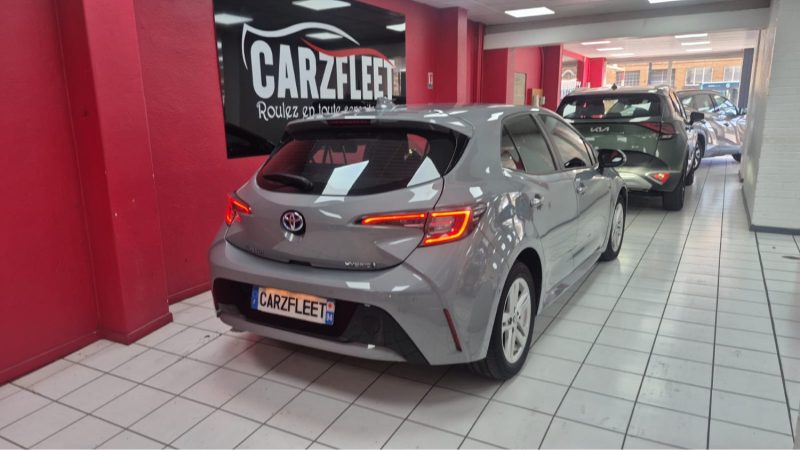 TOYOTA COROLLA BERLINE 122cv DYNAMIC BUSINESS/1 ERE MAIN/TVA RECUPERABLE