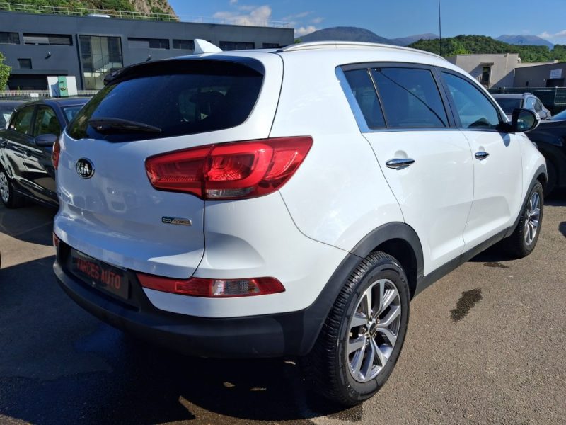 KIA SPORTAGE 1.7 CRDI 115CH ISG 4X2 TOIT OUVRANT PANORAMIQUE SUIVIE D\'ENTRETIEN DISPO