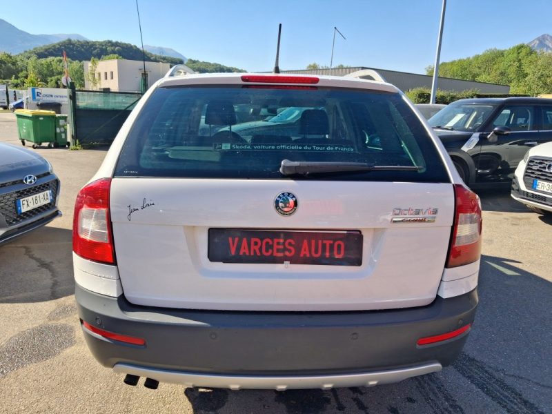 SKODA OCTAVIA SCOUT 2.0 TDI 140 DSG 4X4 