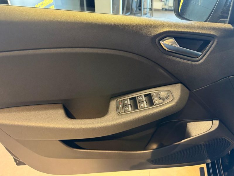 RENAULT CLIO  5 BUSINESS TCE 90 / SIEGES CHAUFFANTS / 1ERE MAIN 