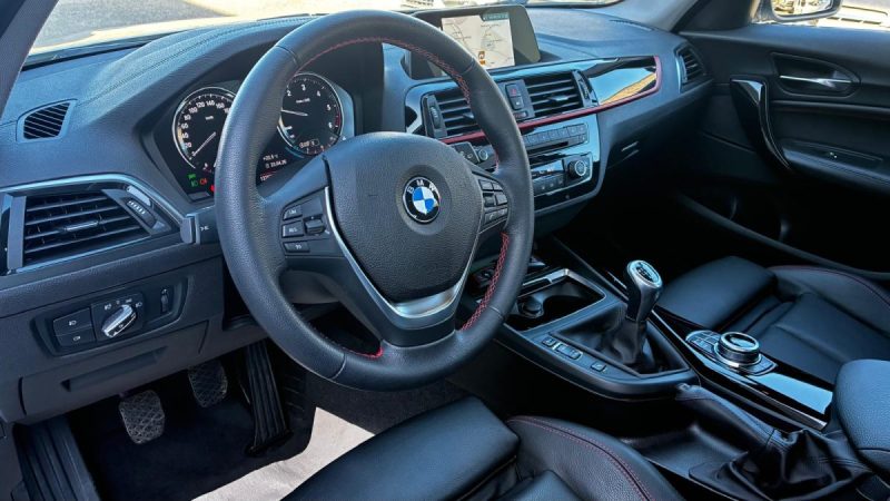 BMW Serie 1 118d xDrive 150ch Sport 1ere Main