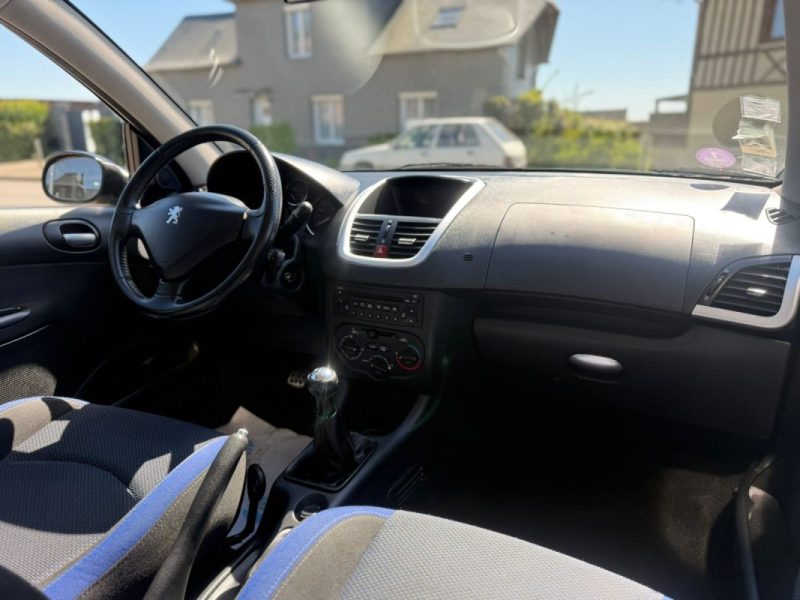 Peugeot 206 + 1.4E 75Ch Active