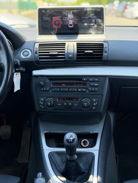 BMW SERIE 1 118I 130 CV PACK M / Grand ecran CAR PLAY / Clim /  Paiement 4X ou 10X Possible