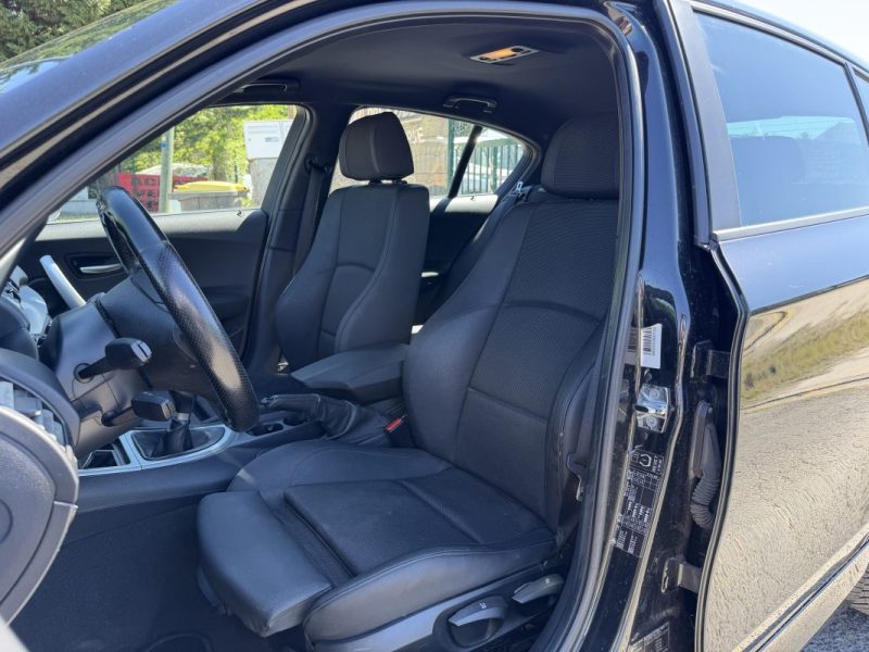 BMW SERIE 1 118I 130 CV PACK M / Grand ecran CAR PLAY / Clim /  Paiement 4X ou 10X Possible