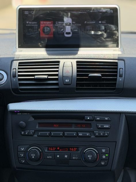 BMW SERIE 1 118I 130 CV PACK M / Grand ecran CAR PLAY / Clim /  Paiement 4X ou 10X Possible