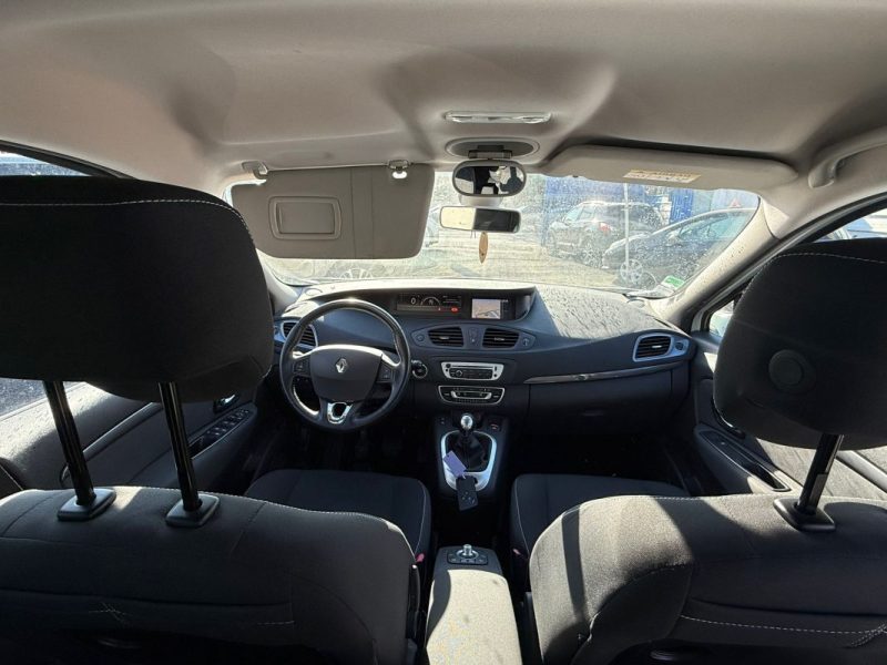 RENAULT SCENICIII 1.2 TCE 115CH LIMITED  2016 ETAT NEUF 