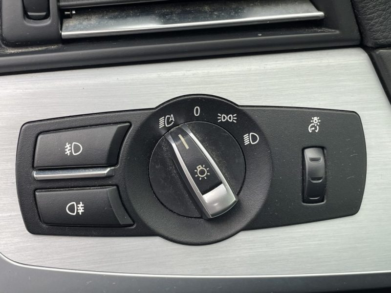 B.M.W. SERIE 5 520DA 184CH LOUNGE