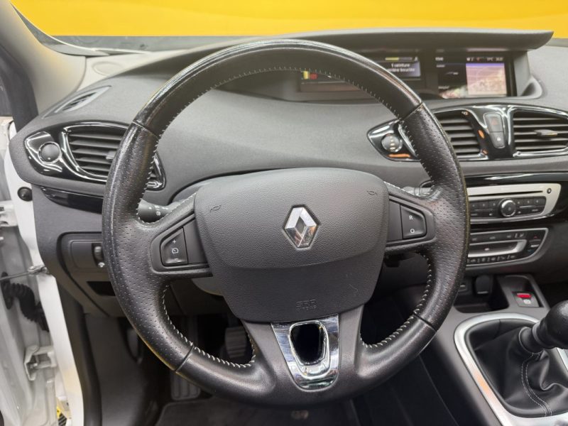 RENAULT SCENICIII 1.2 TCE 130CH ENERGY BOSE EURO6 2015 