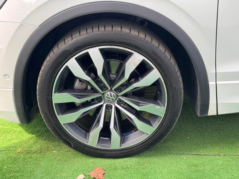 VOLKSWAGEN TIGUAN II 2.0 TDI 190CH CARAT EXCLUSIVE RLINE 4MOTION DSG7 GARANTIE 12 MOIS 2018