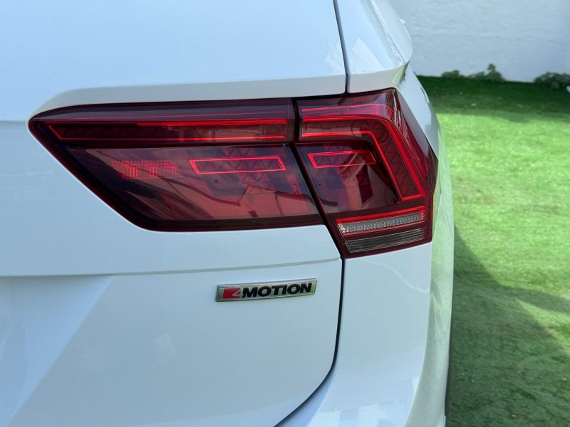 VOLKSWAGEN TIGUAN II 2.0 TDI 190CH CARAT EXCLUSIVE RLINE 4MOTION DSG7 GARANTIE 12 MOIS 2018