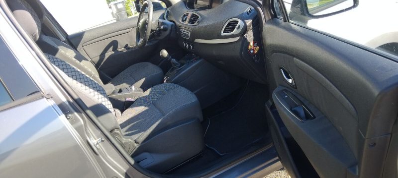 RENAULT SCENIC 3 1.5 DCI 85 CV AN 10 PROPRE BIEN EQUIPE