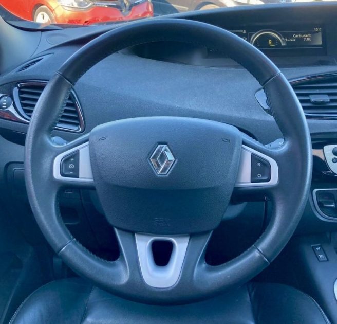 RENAULT SCENIC III 1.5L dCi 110cv INITIAL Boîte Auto_CUIR_GPS / Révisée&Garantie