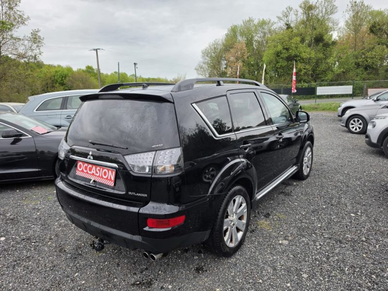 MITSUBISHI OUTLANDER  2012 - 244049 KM