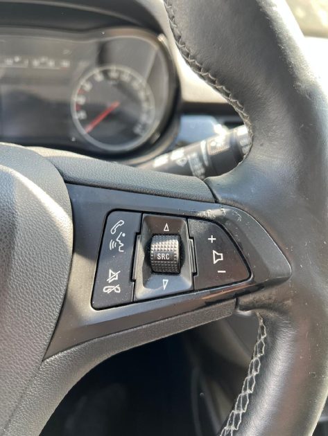 OPEL CORSA 1.4 90CH PLAY, 2ème Main, CARNET D ENTRETIEN, PACK HIVER (VOLANT + SIEGES CHAUFFANTS)