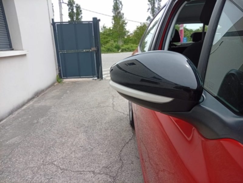 PEUGEOT 208 VTi  ALLURE 2017 PANO / CARPLAY / CAMERA