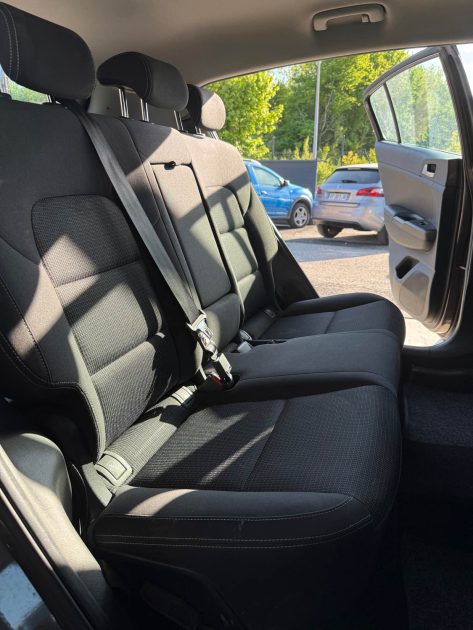 KIA Sportage 1.6 CRDI 115CH ISG MOTION 4X2 - Suivi et Entretenu