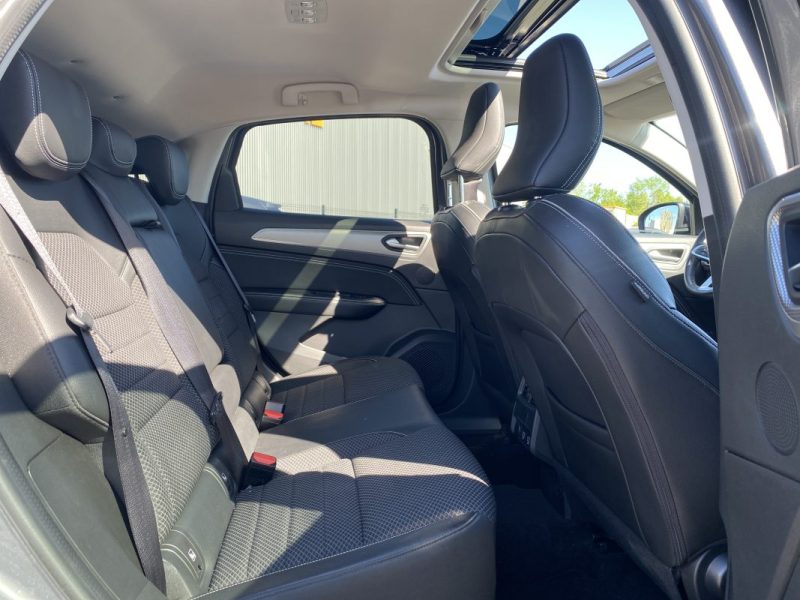 RENAULT ARKANA 1.3 TCE 140CH TECHNO / Toit Ouvrant - Garantie Renault - Caméra De Recul