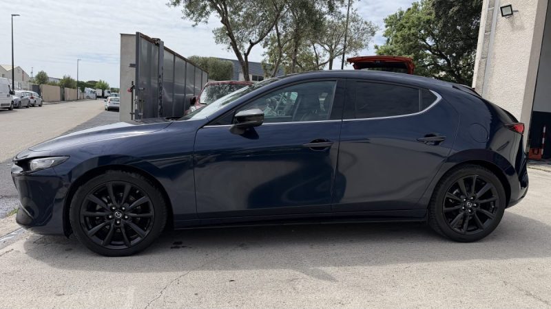 MAZDA 3 2.0 SKYACTIV 150cv / Bva HOMURA