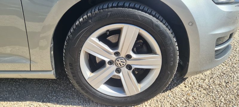 VOLKSWAGEN GOLF 7 - 110ch 1.6 Tdi Comfortline diesel