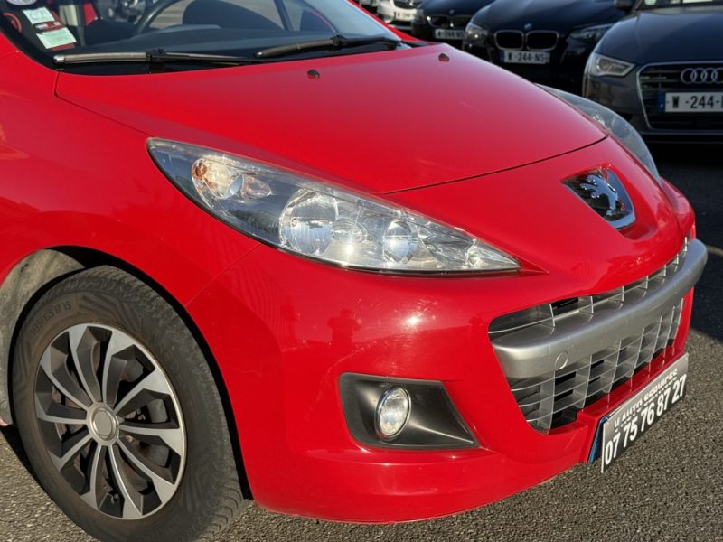 Peugeot 207 1.4 VTi 16v Série 64 Garantie 6 Mois
