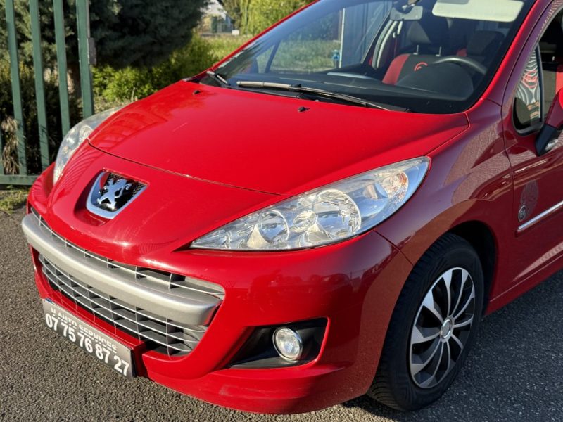 Peugeot 207 1.4 VTi 16v Série 64 Garantie 6 Mois