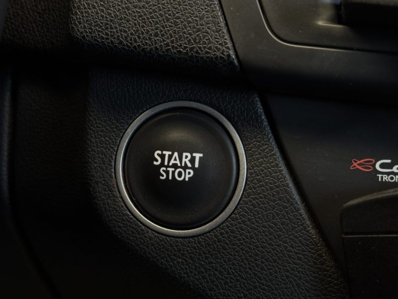 RENAULT LAGUNA III 2.0 DCI 150ch FAP CARMINAT BVA