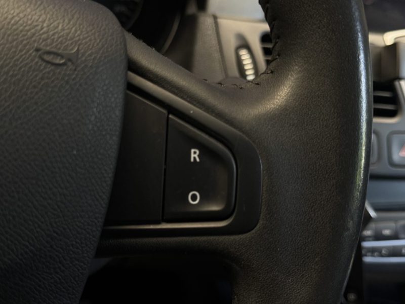 RENAULT LAGUNA III 2.0 DCI 150ch FAP CARMINAT BVA