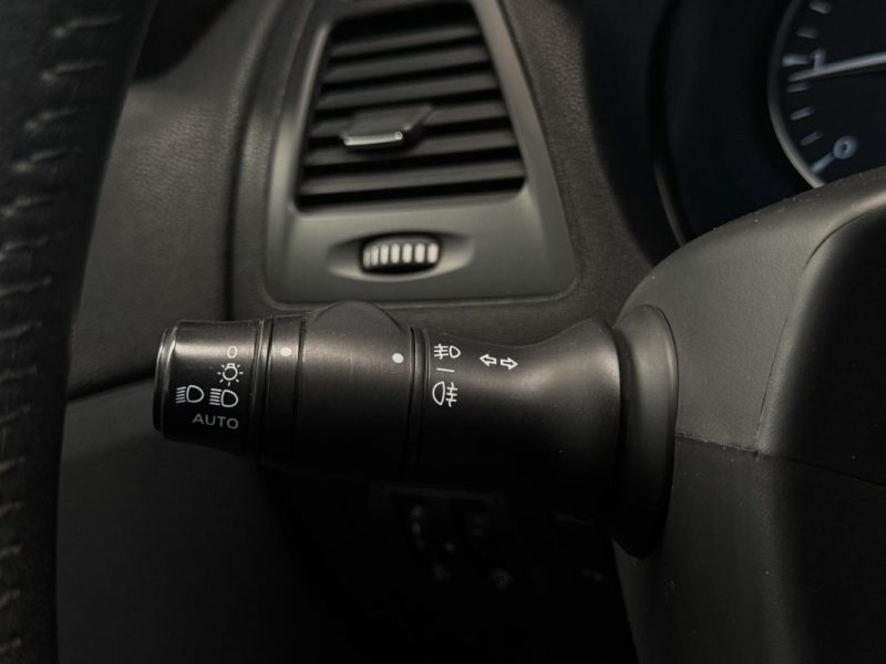 RENAULT LAGUNA III 2.0 DCI 150ch FAP CARMINAT BVA