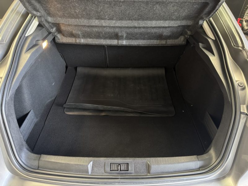 RENAULT LAGUNA III 2.0 DCI 150ch FAP CARMINAT BVA
