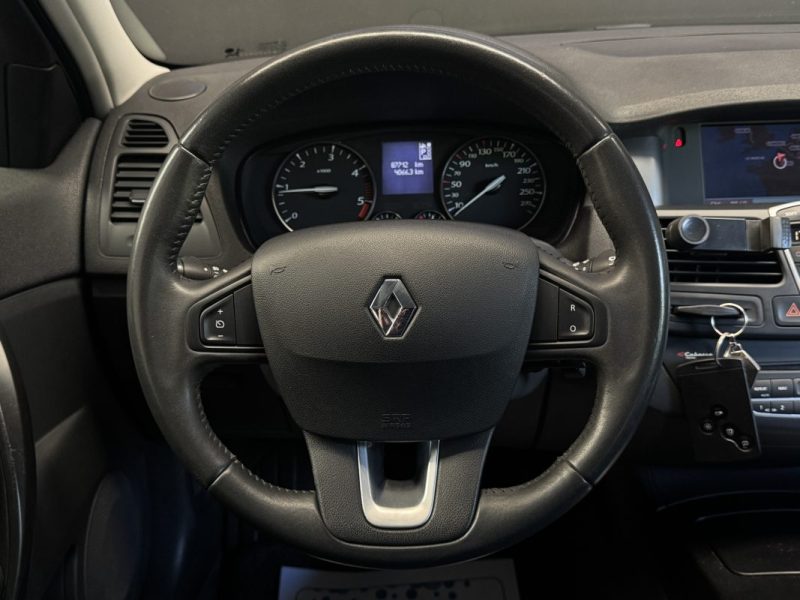 RENAULT LAGUNA III 2.0 DCI 150ch FAP CARMINAT BVA