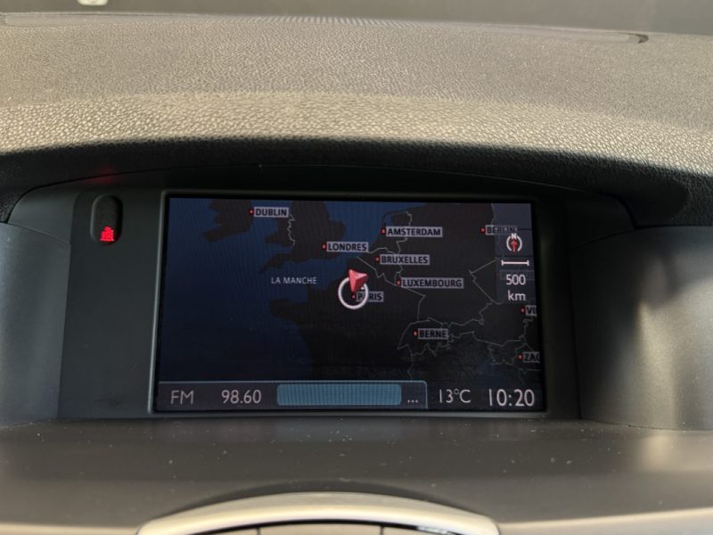 RENAULT LAGUNA III 2.0 DCI 150ch FAP CARMINAT BVA