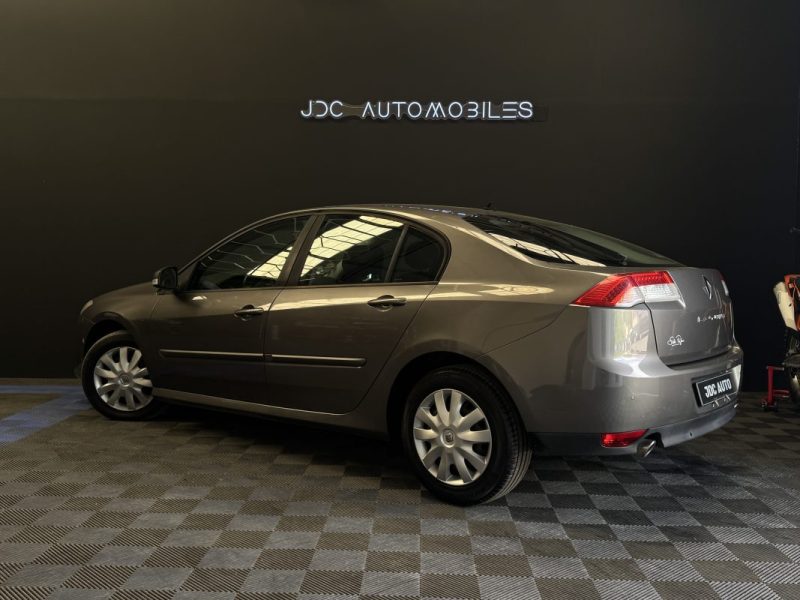 RENAULT LAGUNA III 2.0 DCI 150ch FAP CARMINAT BVA