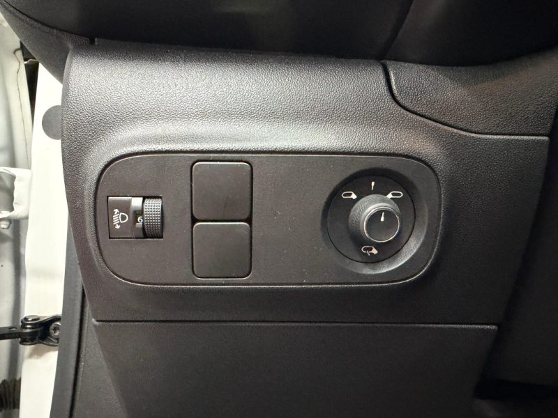 CITROEN C3 SHINE PACK 2022