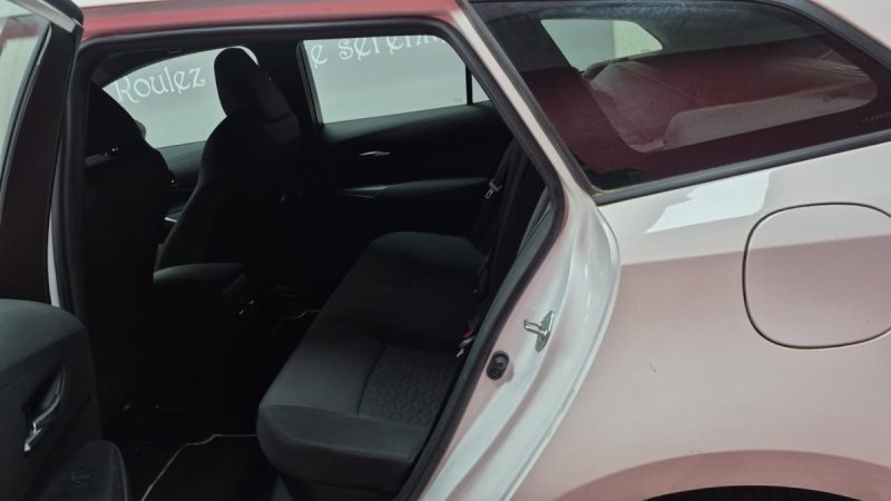 TOYOTA COROLLA TOURING SPORTS 122cv DYNAMIC BUSINESS/1 ERE MAIN/TVA RECUPERABLE