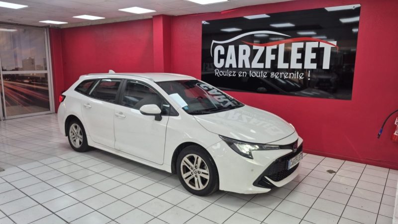 TOYOTA COROLLA TOURING SPORTS 122cv DYNAMIC BUSINESS/1 ERE MAIN/TVA RECUPERABLE