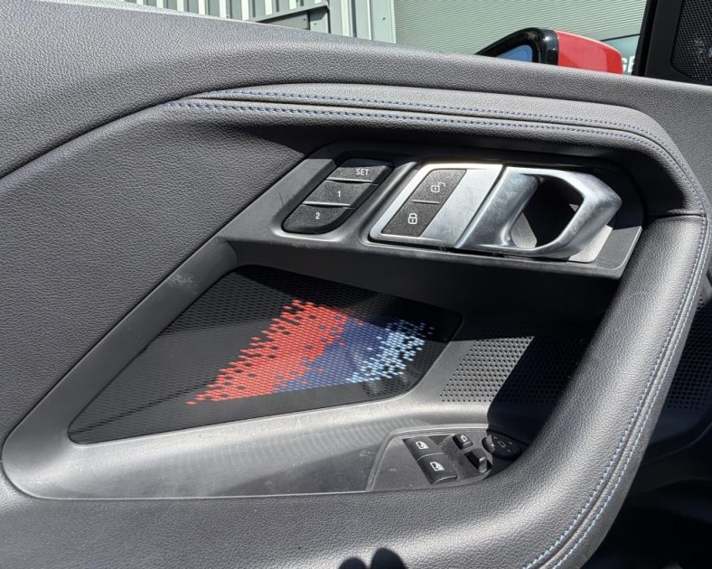 BMW Série 2 218iA 156ch M Sport – Harman kardon – 11960 km – Comme Neuve – Pack M – Full options