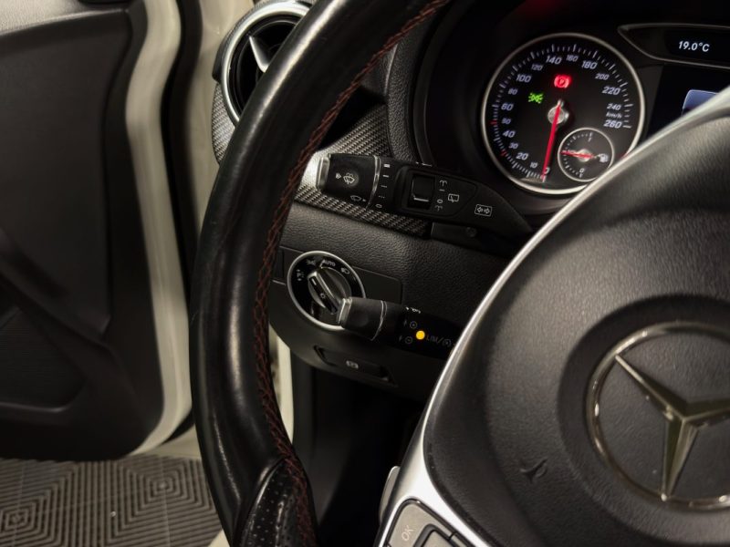 MERCEDES CLASSE B II PHASE 2 FASCINATION AMG 180 CDI 1.5 D 109 BOITE AUTO TOIT OUVRANT - Garantie1an