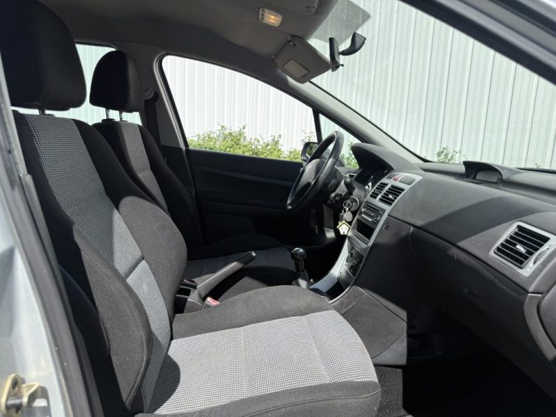 PEUGEOT 307 1.4E 16V PACK 2006