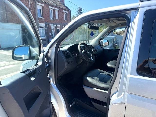 VOLKSWAGEN CARAVELLE 2.0 TDI 140CV HIGHLINE 7 PLACES LONG CHASSIS BVA