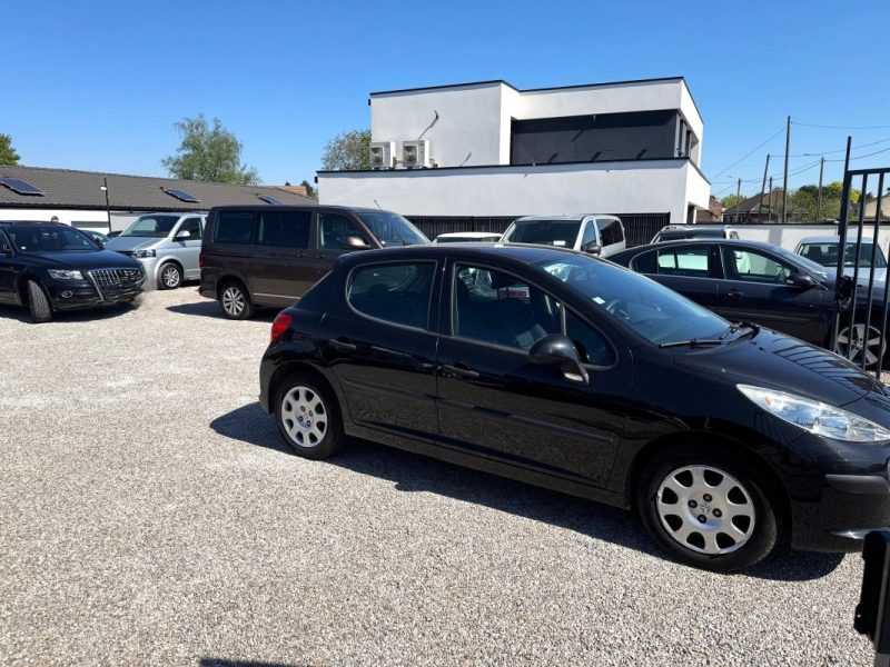 PEUGEOT 207 1.4 HDI 70CV PREMIERE MAIN 