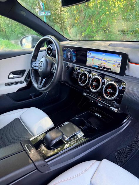 MERCEDES CLASSE A A 180 D 7G-DCT STYLE LINE 2019