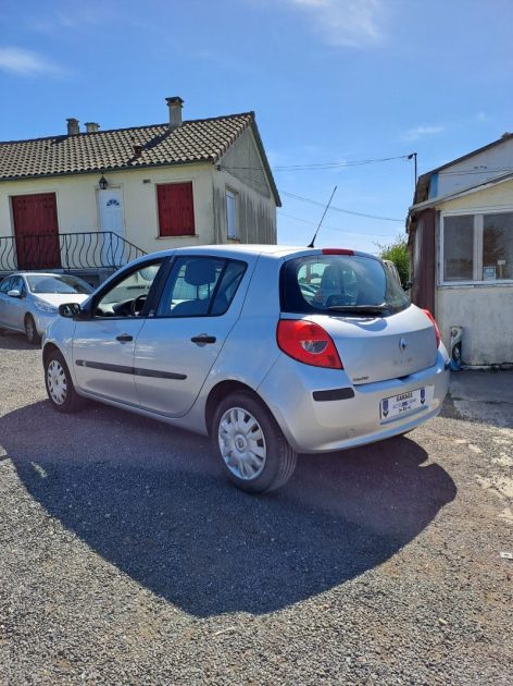 RENAULT CLIO III CONFORT DYNAMIQUE 1.5DCI 85 2006