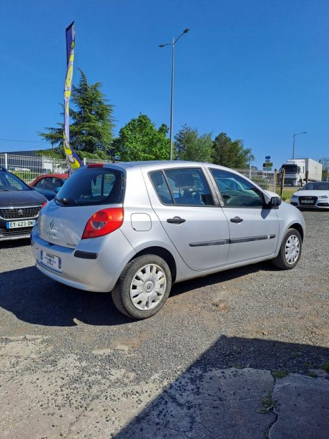 RENAULT CLIO III CONFORT DYNAMIQUE 1.5DCI 85 2006